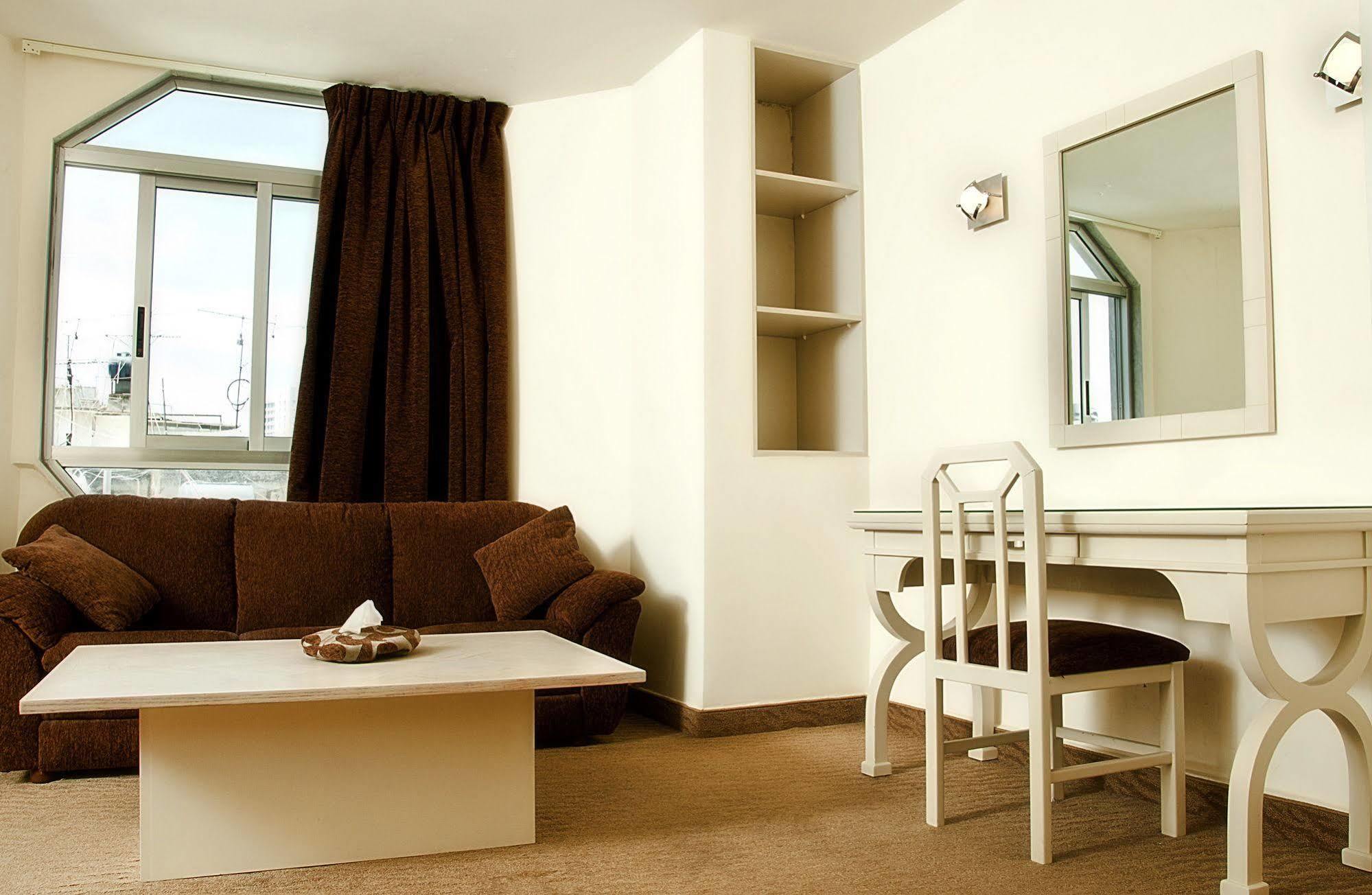 Marble Tower Hotell Beirut Exteriör bild